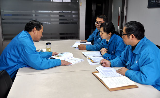开云手机官方网站,开云中国
：审核员在内审