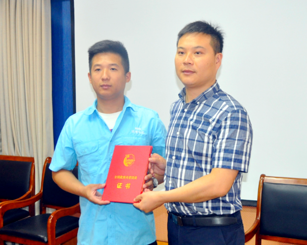 泾县团县委来开云手机官方网站,开云中国
调研